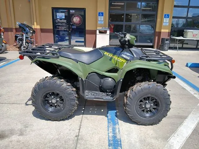 2025 Yamaha Kodiak 700 EPS — front three-quarter view