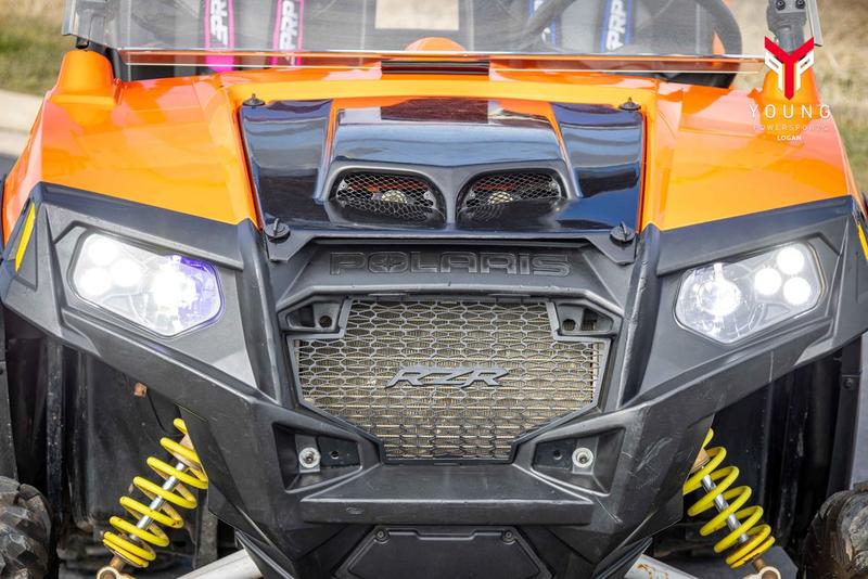 2014 Polaris RZR S 800 EPS White Lightning LE — side profile view