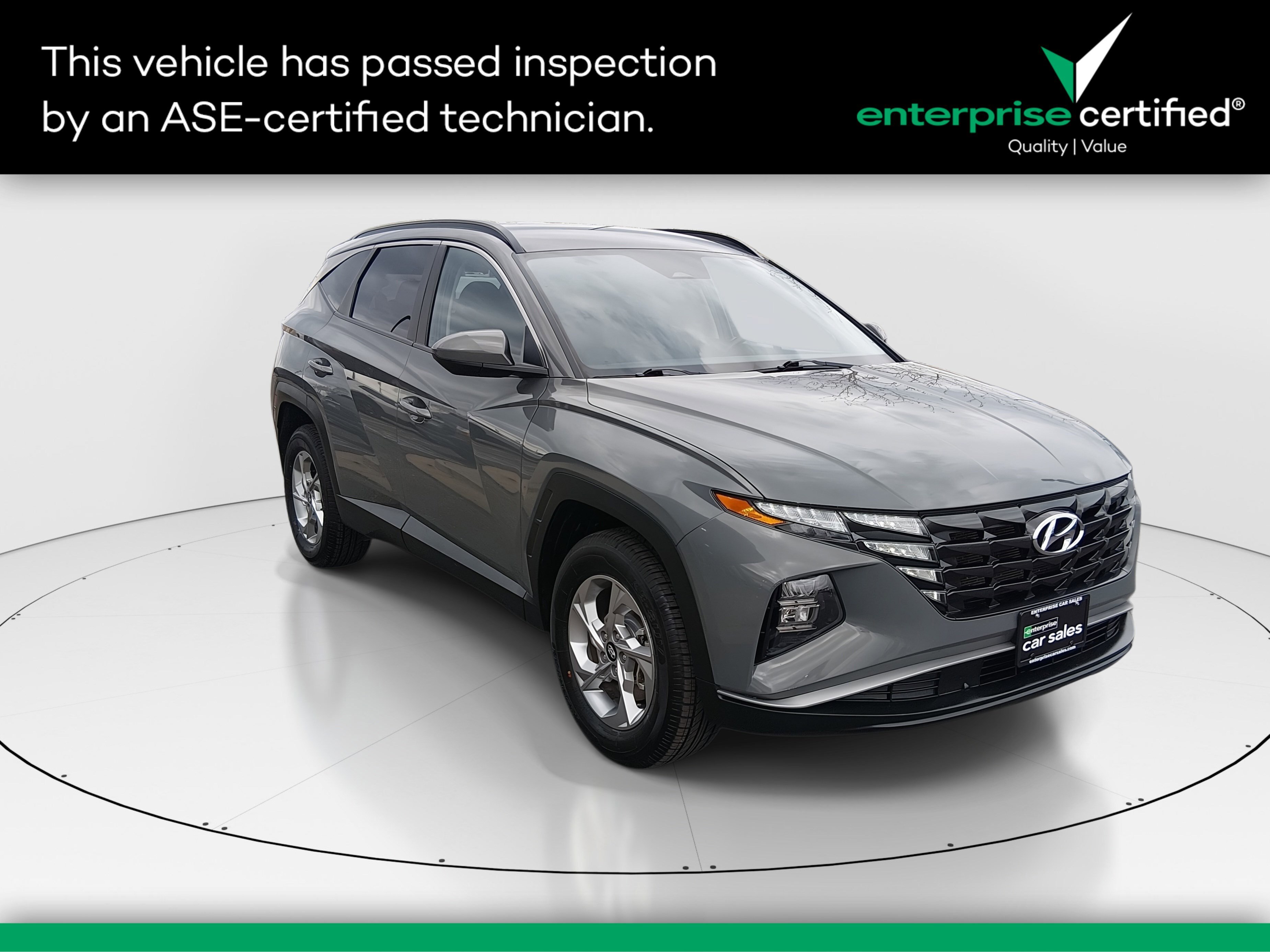 2024 Hyundai Tucson SEL AWD — front three-quarter view