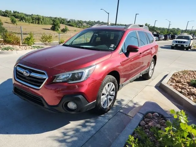 2019 Subaru Outback 2.5i Premium in Other — front three-quarter view