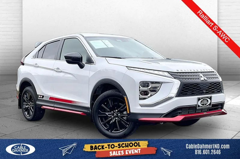 2024 Mitsubishi Eclipse Cross LE in White — front three-quarter view