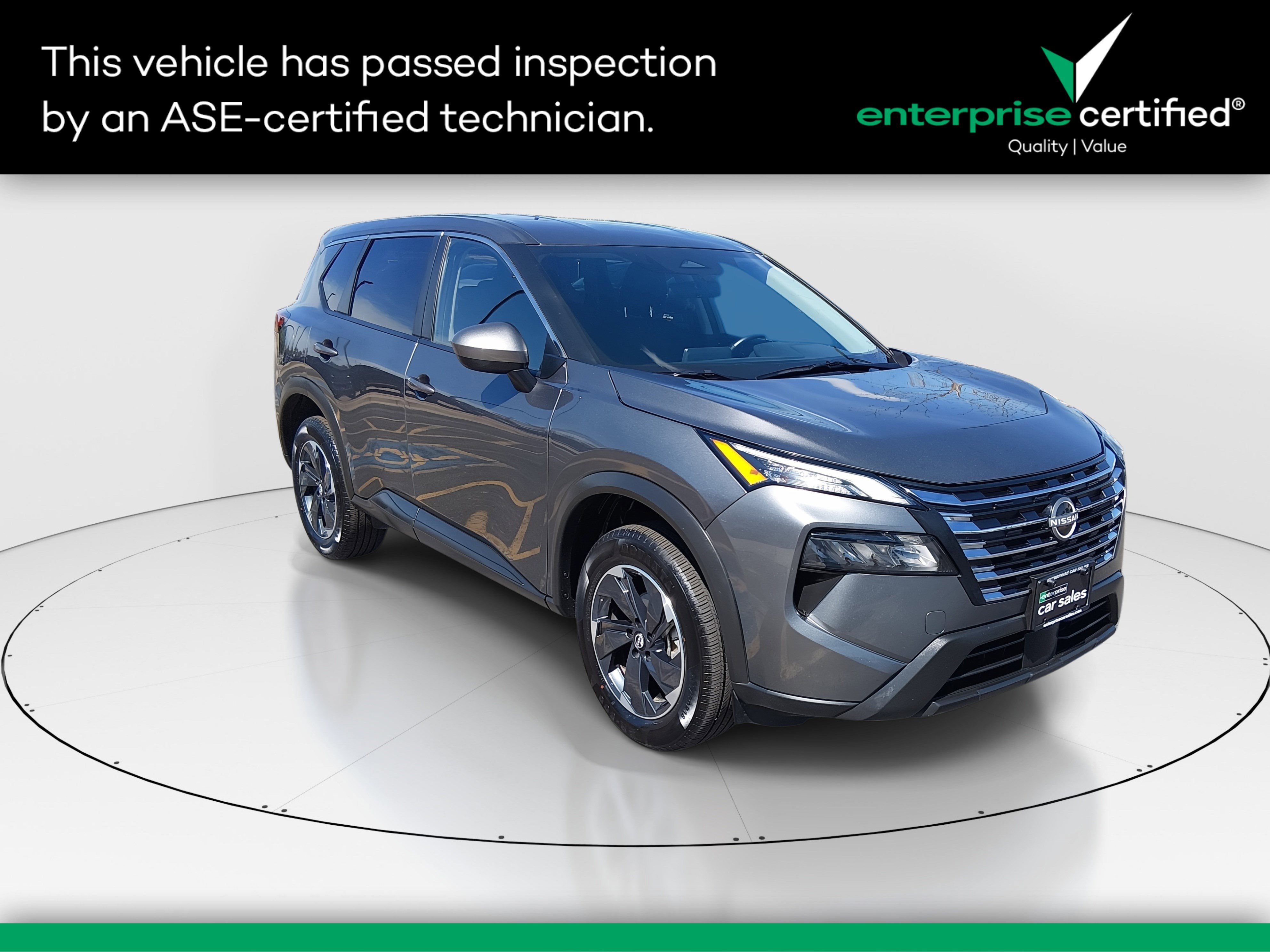 2025 Nissan Rogue AWD SV — front three-quarter view