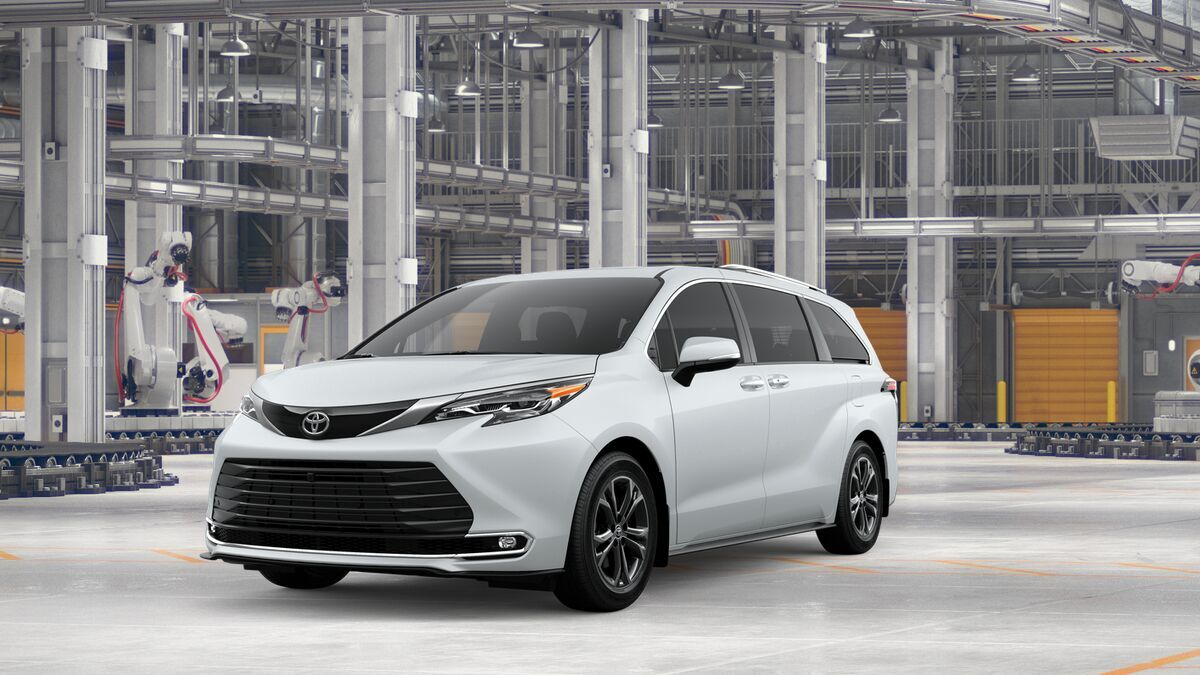 2026 Toyota Sienna Platinum in Wind Chill Pearl — front three-quarter view