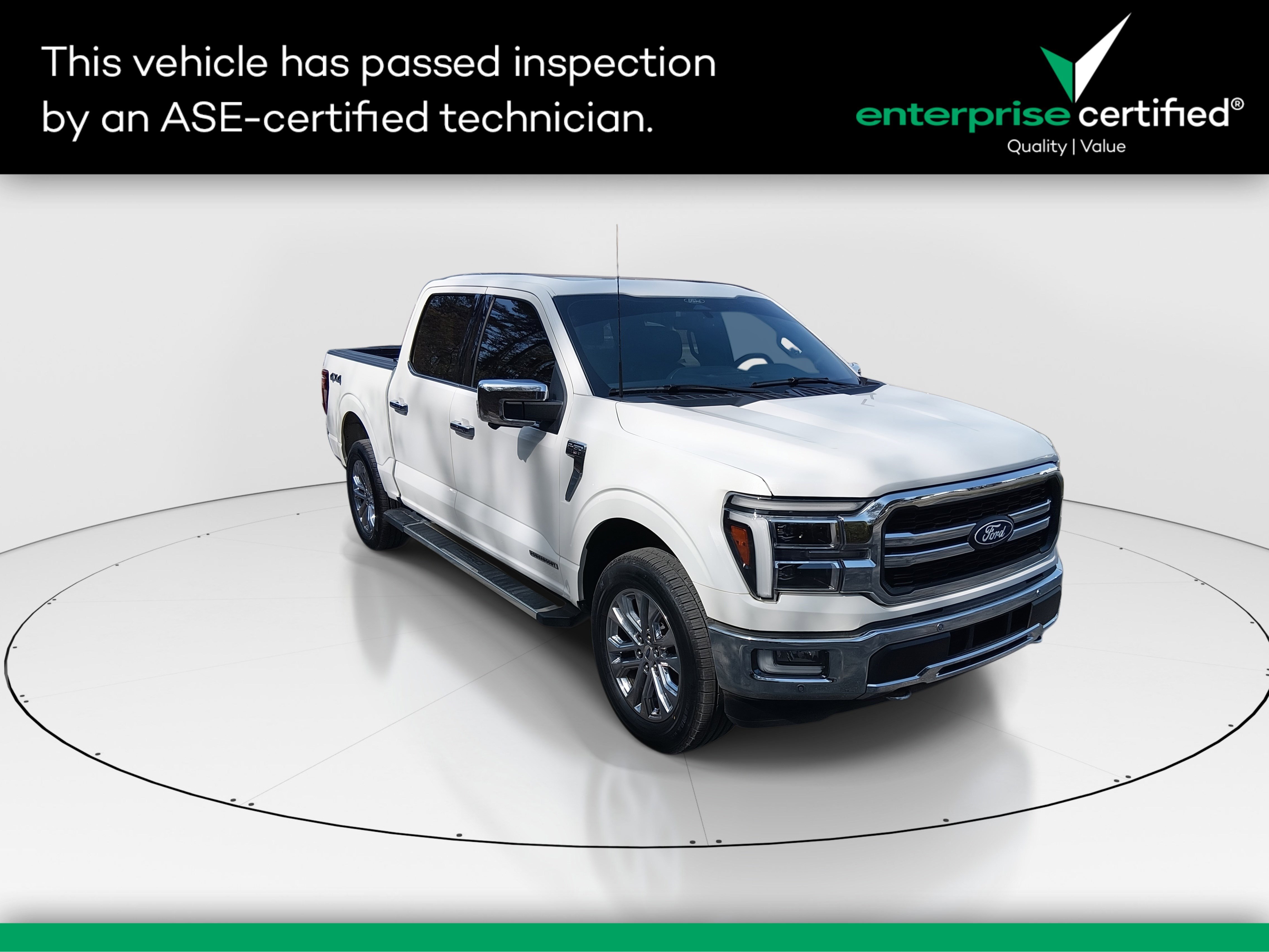 2024 Ford F-150 LARIAT 4WD SuperCrew 5.5' Box — front three-quarter view