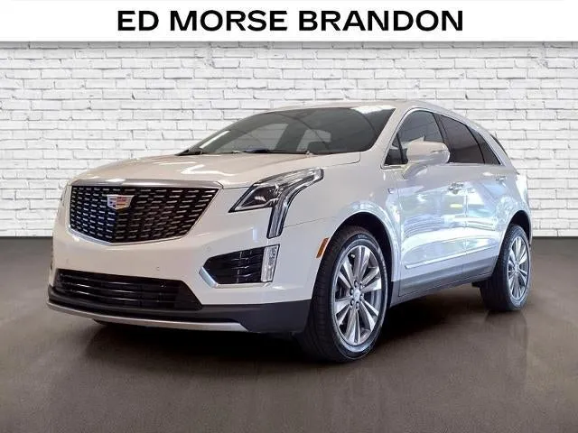 2025 Cadillac XT5 Premium Luxury in Crystal White Tricoat — front three-quarter view