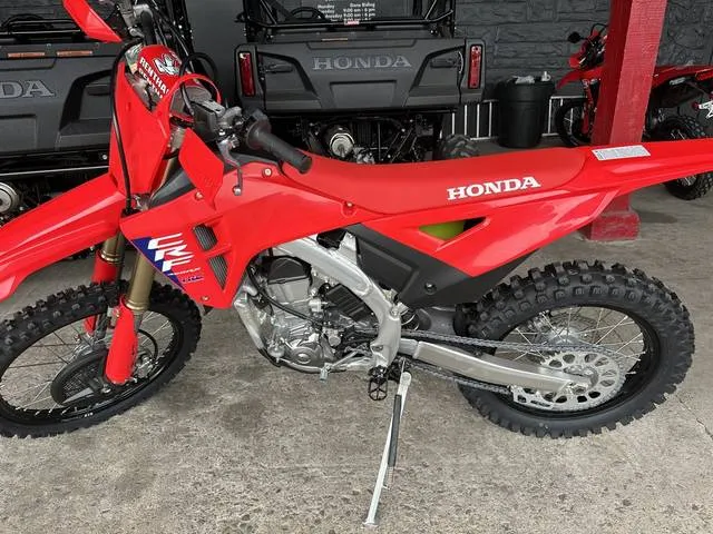 2025 Honda® CRF450RX — front three-quarter view