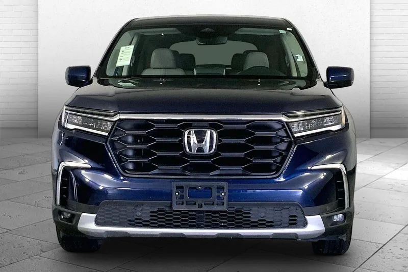 2025 Honda Pilot — side profile view