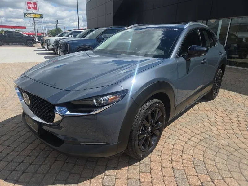 2024 Mazda Mazda CX-30 2.5 Turbo Premium Plus Package w/Premium Plus Package in Gray Metallic — front three-quarter view