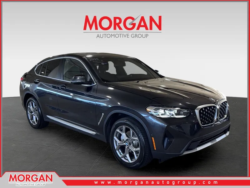 2025 BMW X4 xDrive30i in Gray — front three-quarter view