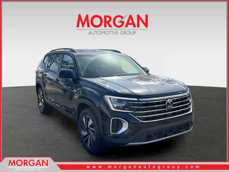 2026 Volkswagen Atlas 2.0T SE w/Technology in Black — front three-quarter view