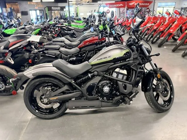 2026 Kawasaki Vulcan® S ABS — front three-quarter view