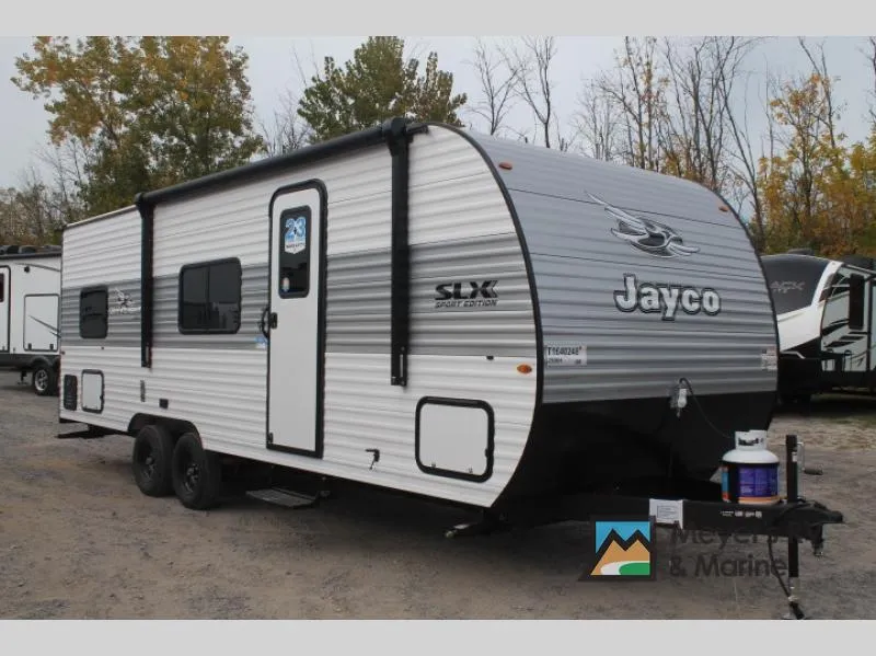 2026 Jayco Jay Flight SLX 250BH — front three-quarter view