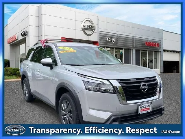 2022 Nissan Pathfinder SV in Brilliant Silver Metallic — front three-quarter view