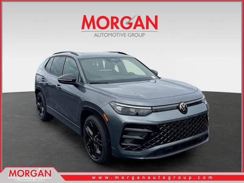 2026 Volkswagen Tiguan SE R-Line Black in Platinum — front three-quarter view