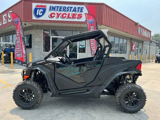 2026 CFMOTO ZFORCE 950 Trail — front three-quarter view