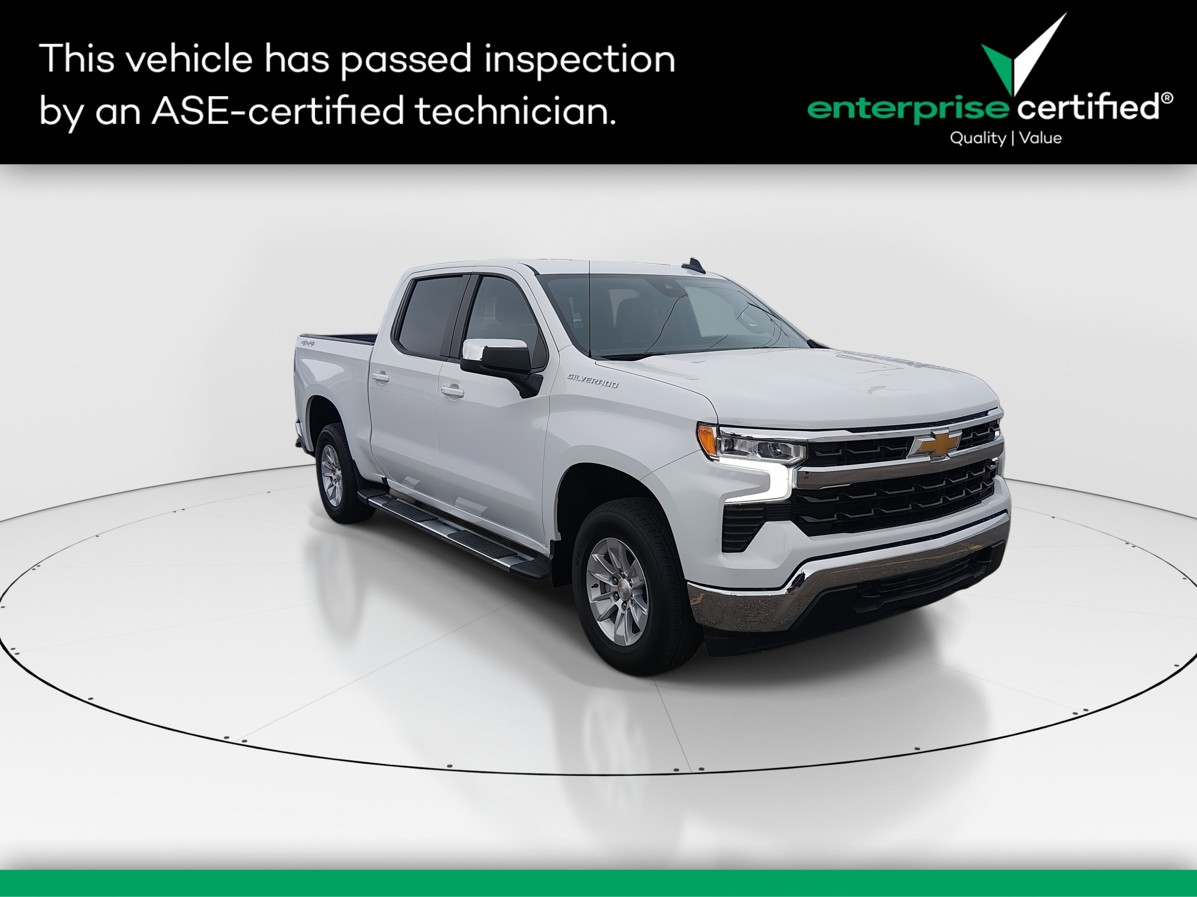 2023 Chevrolet Silverado 1500 4WD Crew Cab 147" LT w/1LT — front three-quarter view