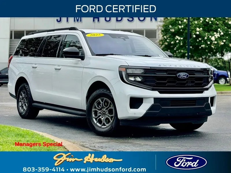 2025 Ford Expedition Max Active GOLD CERTIFIED NAVI 3RD ROW SEATING in Oxford White — front three-quarter view