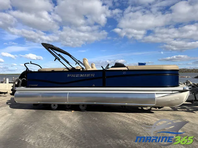 2026 Premier 230 Sunsation RF — front three-quarter view