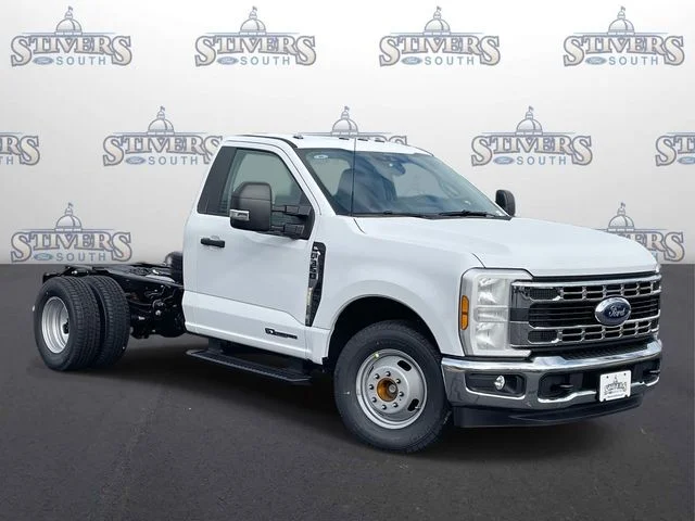 2026 Ford F-350SD XL in White — front three-quarter view