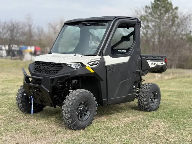 2026 Polaris® Ranger 1000 CAB — front three-quarter view