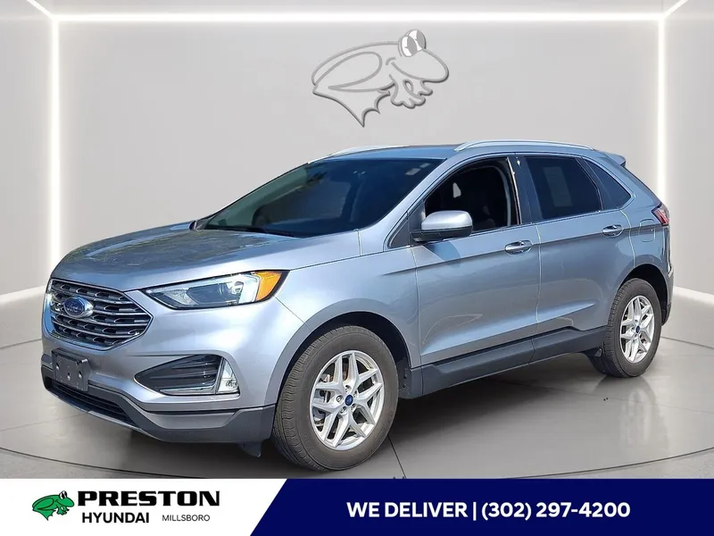 2022 Ford Edge SEL in Iconic Silver — front three-quarter view