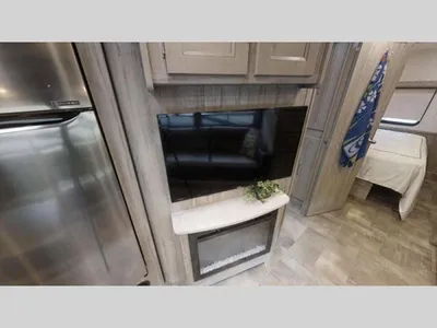 2021 Coachmen RV Mirada