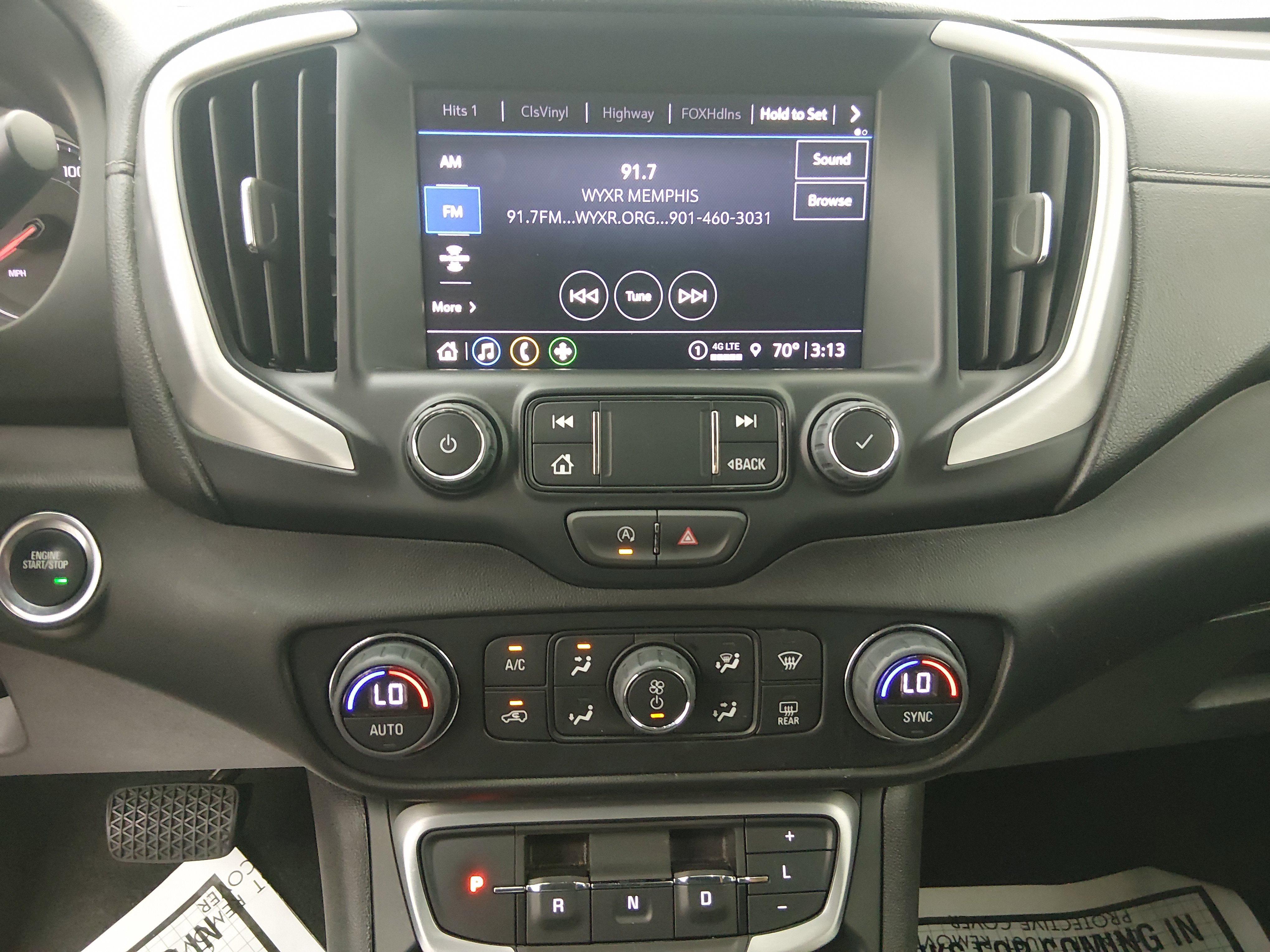 2024 GMC Terrain — photo 13 view