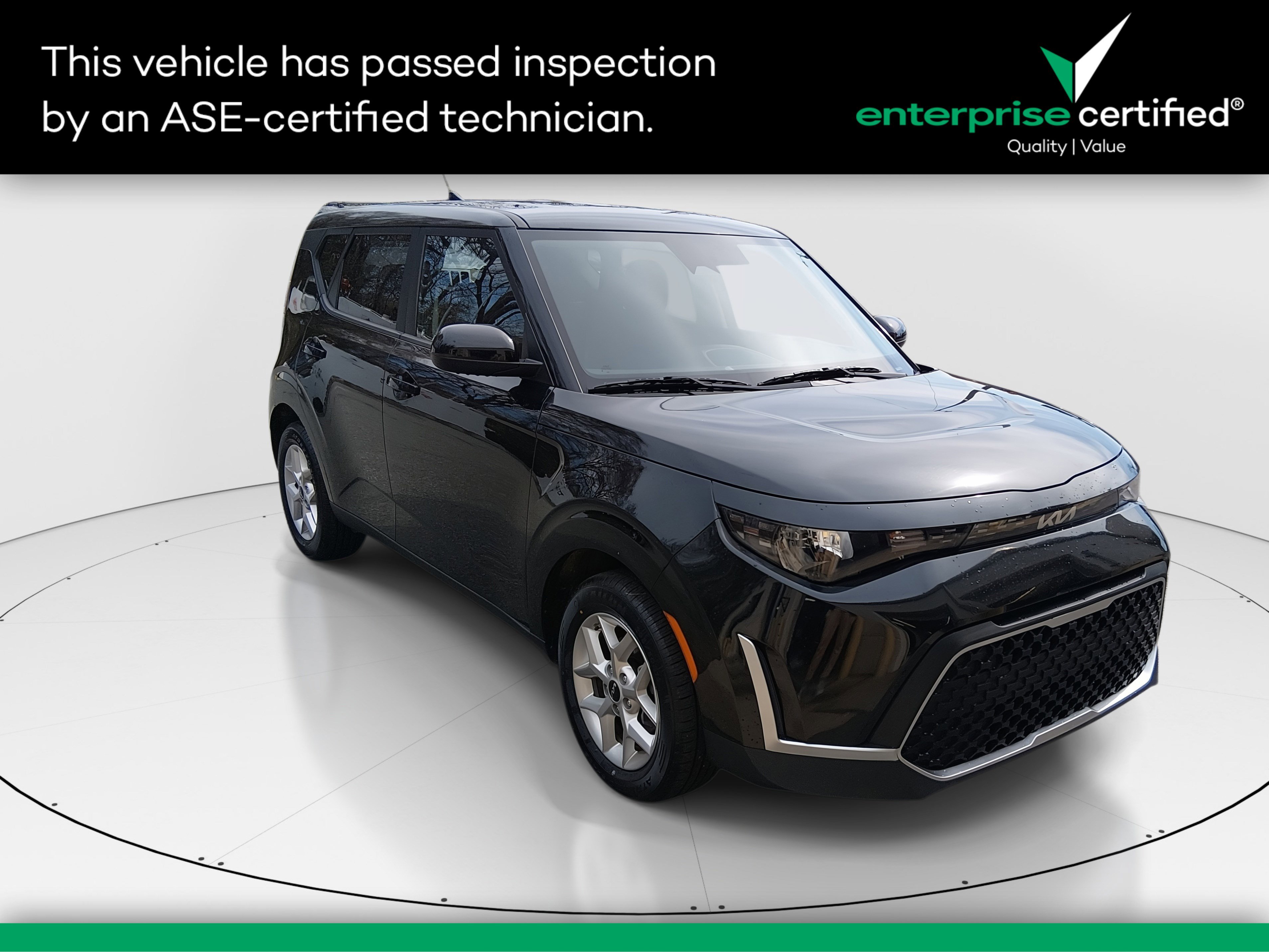 2024 Kia Soul LX IVT — front three-quarter view