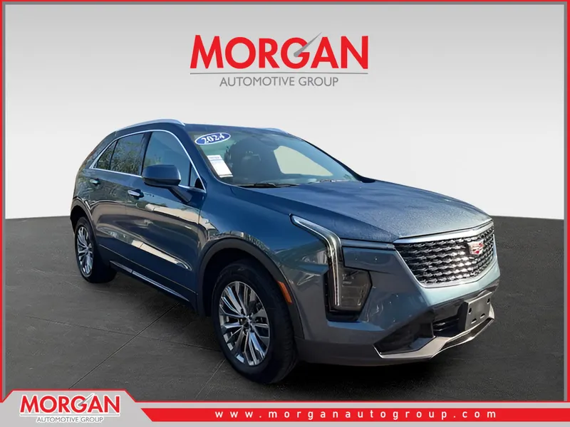 2024 Cadillac XT4 Premium Luxury — front three-quarter view