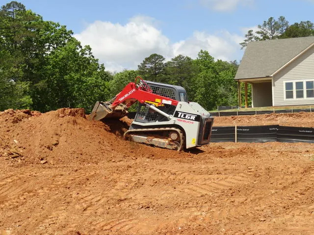 2026 Takeuchi TL6R — front three-quarter view