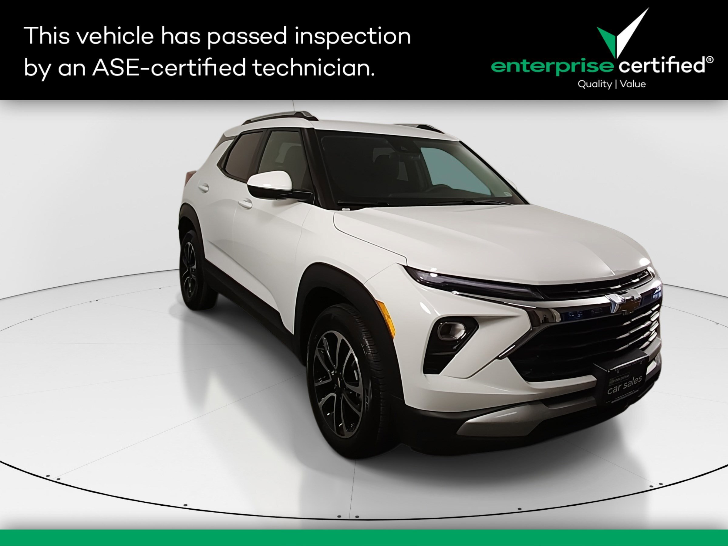 2025 Chevrolet Trailblazer FWD 4dr LT — front three-quarter view