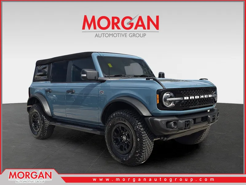 2023 Ford Bronco Wildtrak in Area 51 — front three-quarter view