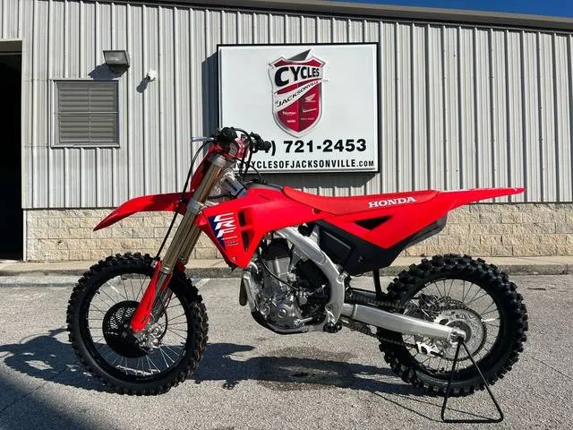 2026 Honda® CRF450R — front three-quarter view