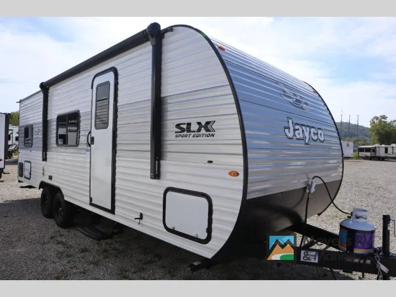 2026 Jayco Jay Flight SLX 250BH — front three-quarter view