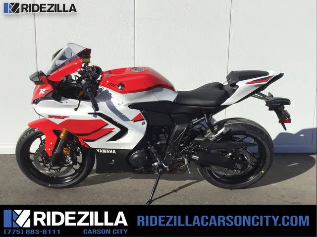 2026 Yamaha YZF-R7 70th Anniversary Edition — front three-quarter view