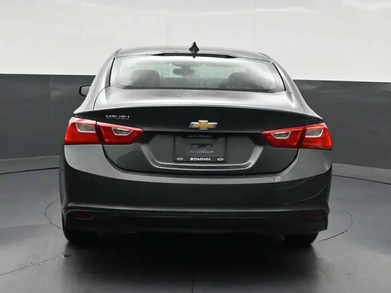 2017 Chevrolet Malibu — interior view