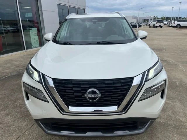 2023 Nissan Rogue — engine compartment view