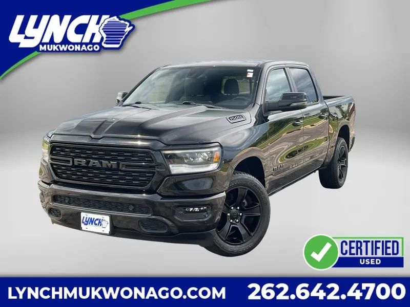 2023 RAM 1500 Big Horn in Diamond Black Crystal Pearlcoat — front three-quarter view