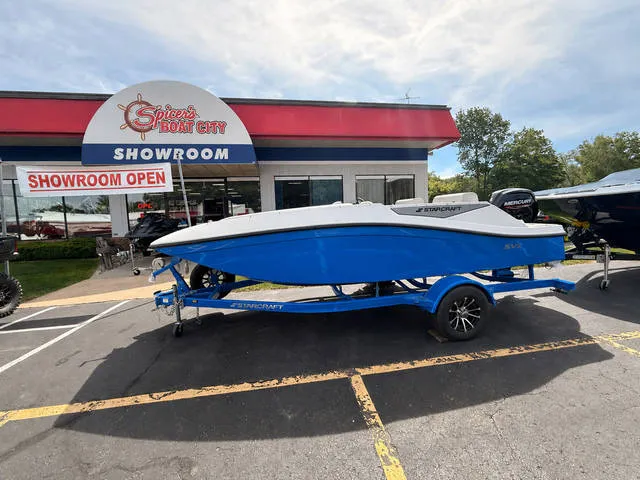2027 Starcraft Marine SV 16 OB — front three-quarter view