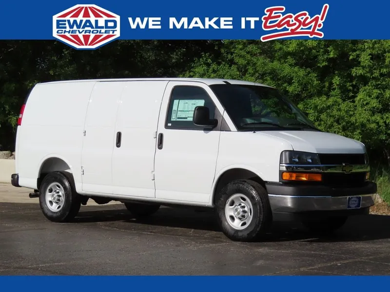2026 Chevrolet Express 2500 Work Van Cargo in Summit White — front three-quarter view