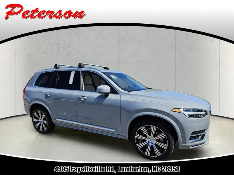 2024 Volvo XC90 B6 Plus Bright Theme 7-Seater in Vapour Grey Metallic — front three-quarter view