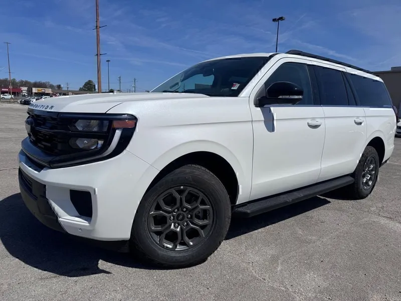 2026 Ford Expedition Max Active in White Metallic — front three-quarter view