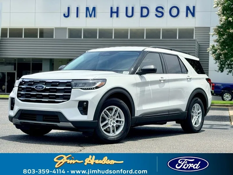 2026 Ford Explorer Active in White Metallic — front three-quarter view