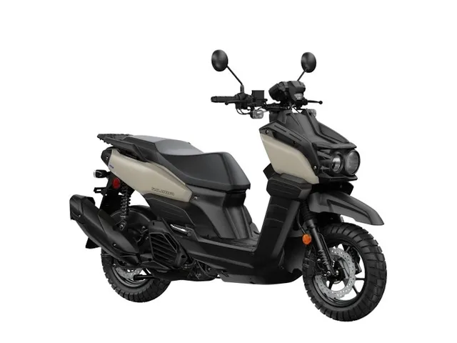 2024 Yamaha ZUMA 125 — front three-quarter view
