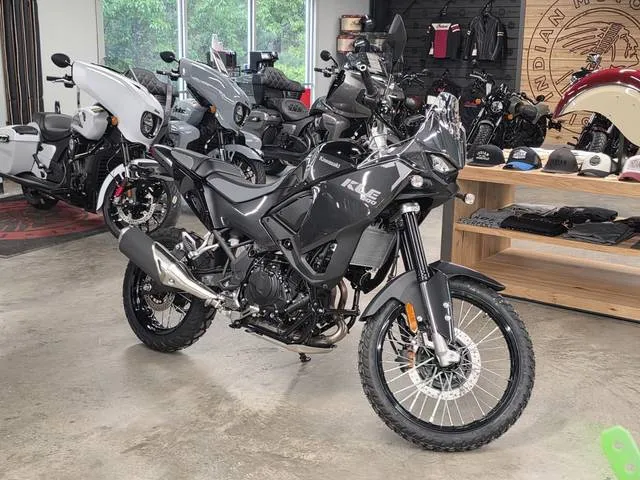 2026 Kawasaki KLE®500 ABS — front three-quarter view