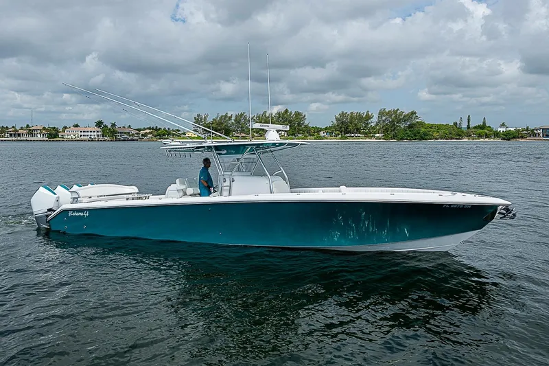 2020 Bahama 41 — front three-quarter view