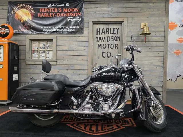 2005 Harley-Davidson® FLHRS - Road King Custom — front three-quarter view