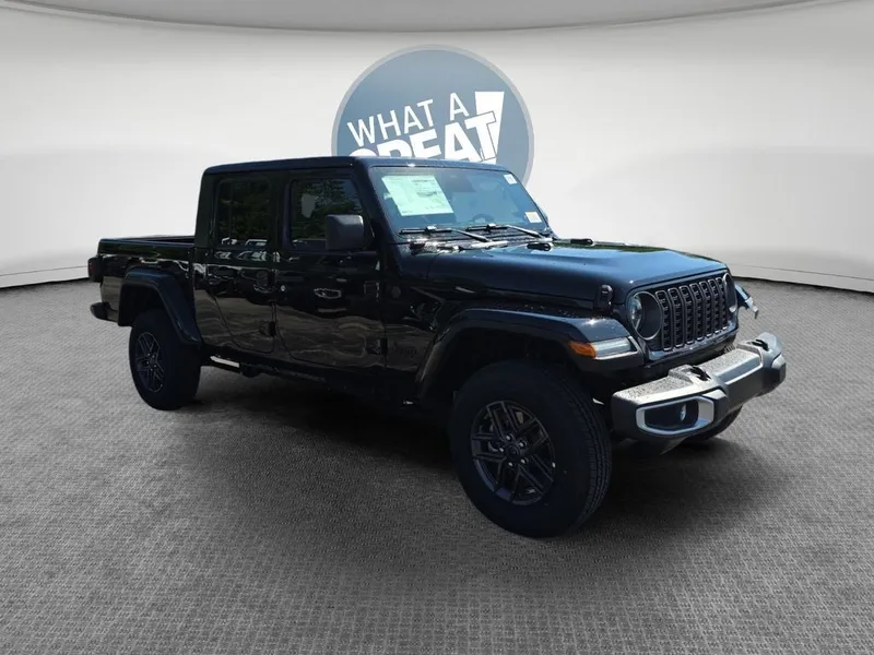 2026 Jeep Gladiator Sport S in Black Clearcoat — front three-quarter view