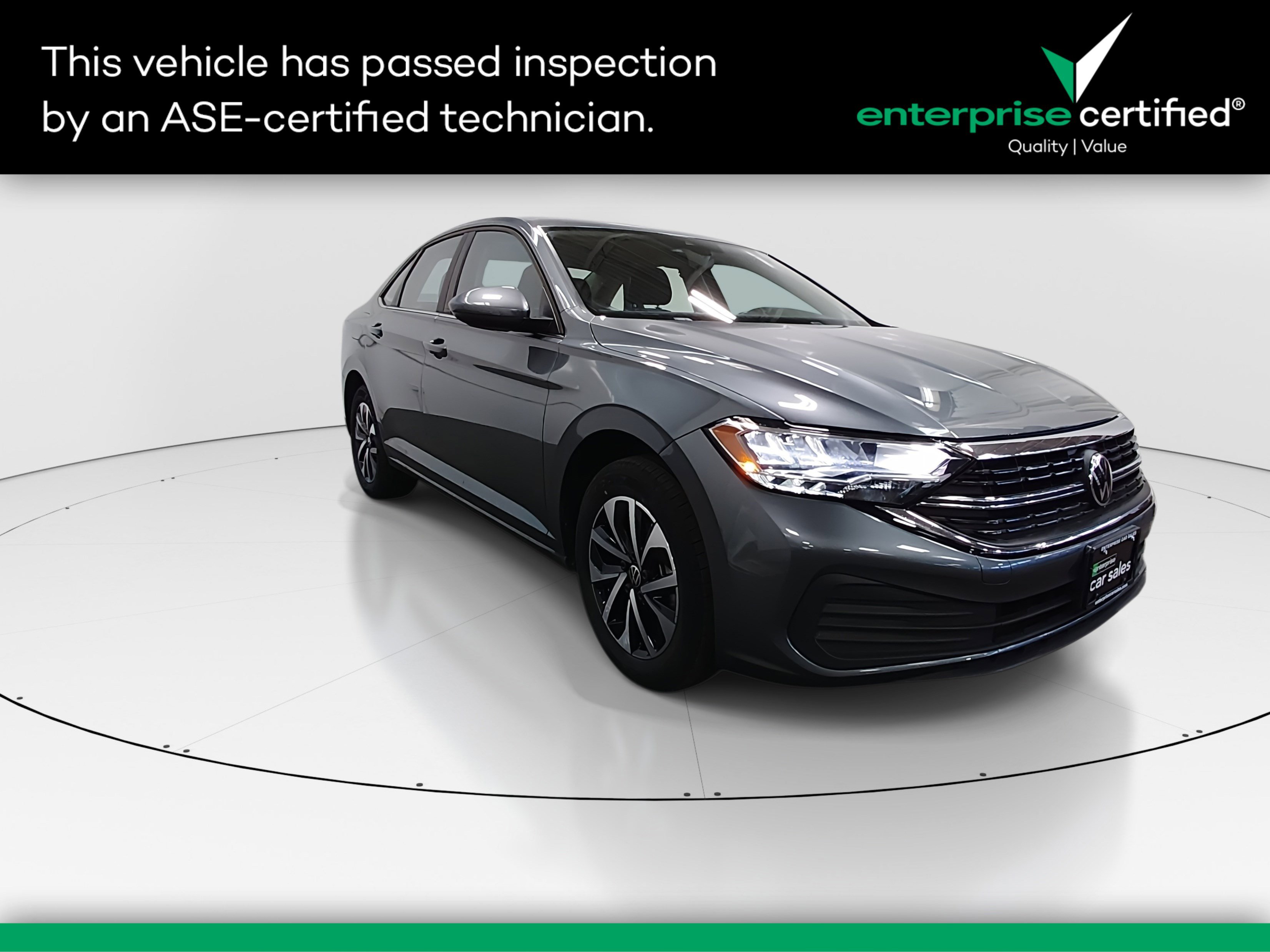 2024 Volkswagen Jetta S Auto — front three-quarter view