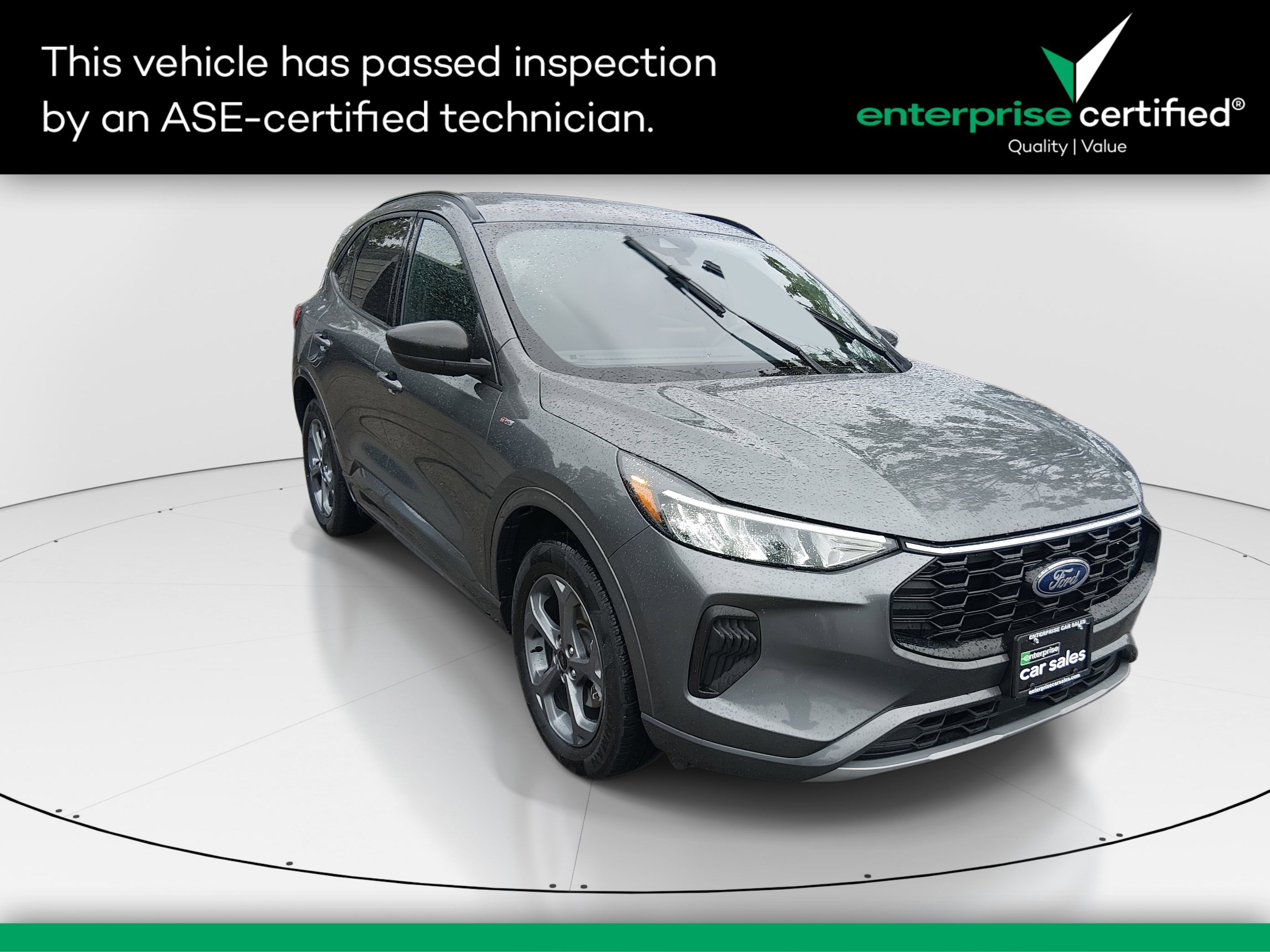 2024 Ford Escape ST-Line AWD — front three-quarter view